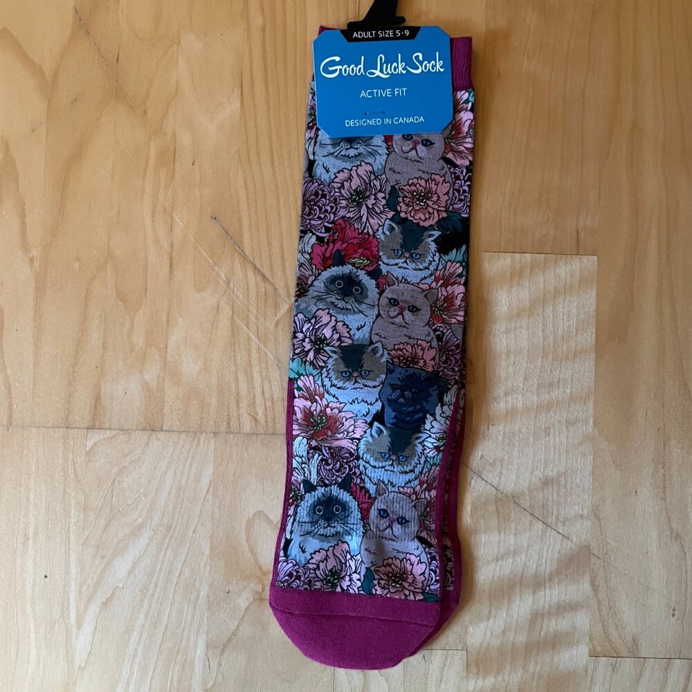 Good Luck Socks NWT Floral Cats Adult Size 5-9